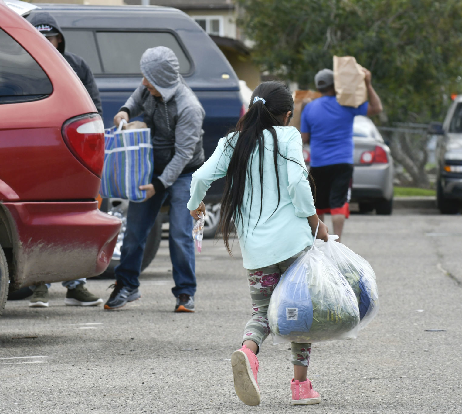 032520 Coronavirus Foodbank SM 05.jpg